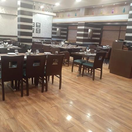 فندق Sanobar The Midtown موسوري المظهر الخارجي الصورة