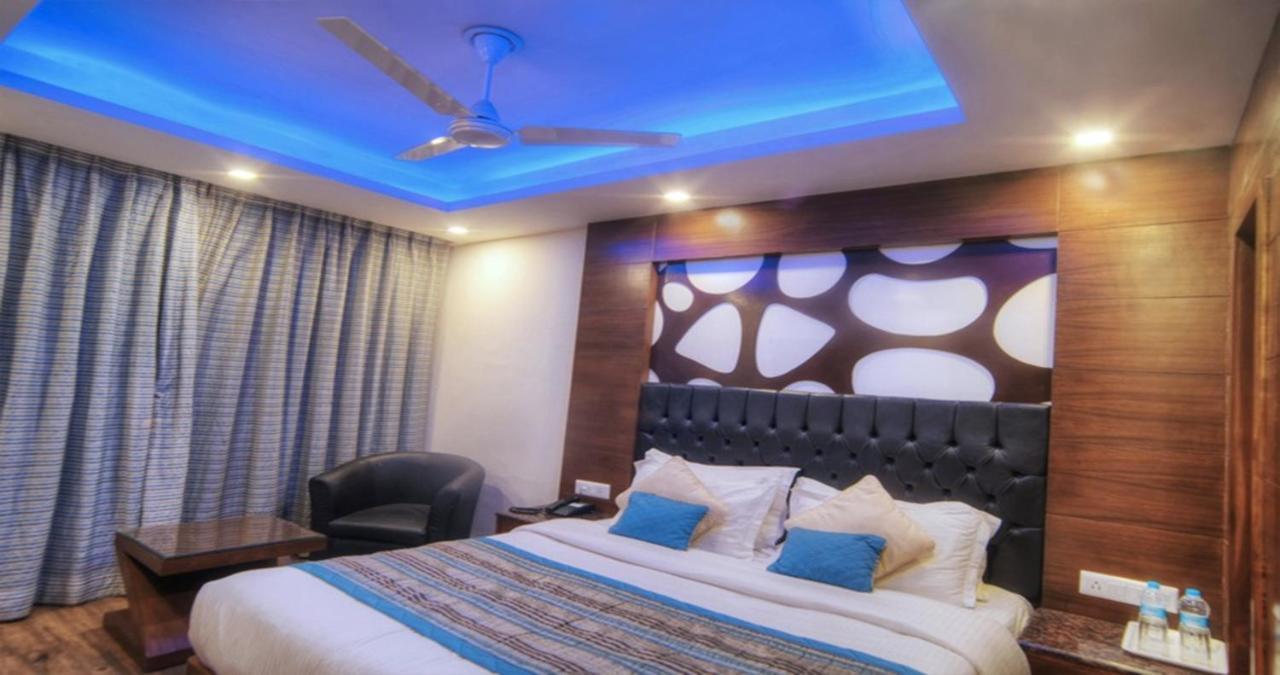 فندق Sanobar The Midtown موسوري المظهر الخارجي الصورة