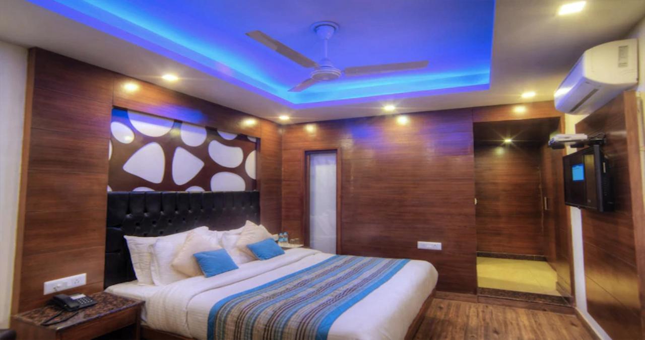فندق Sanobar The Midtown موسوري المظهر الخارجي الصورة
