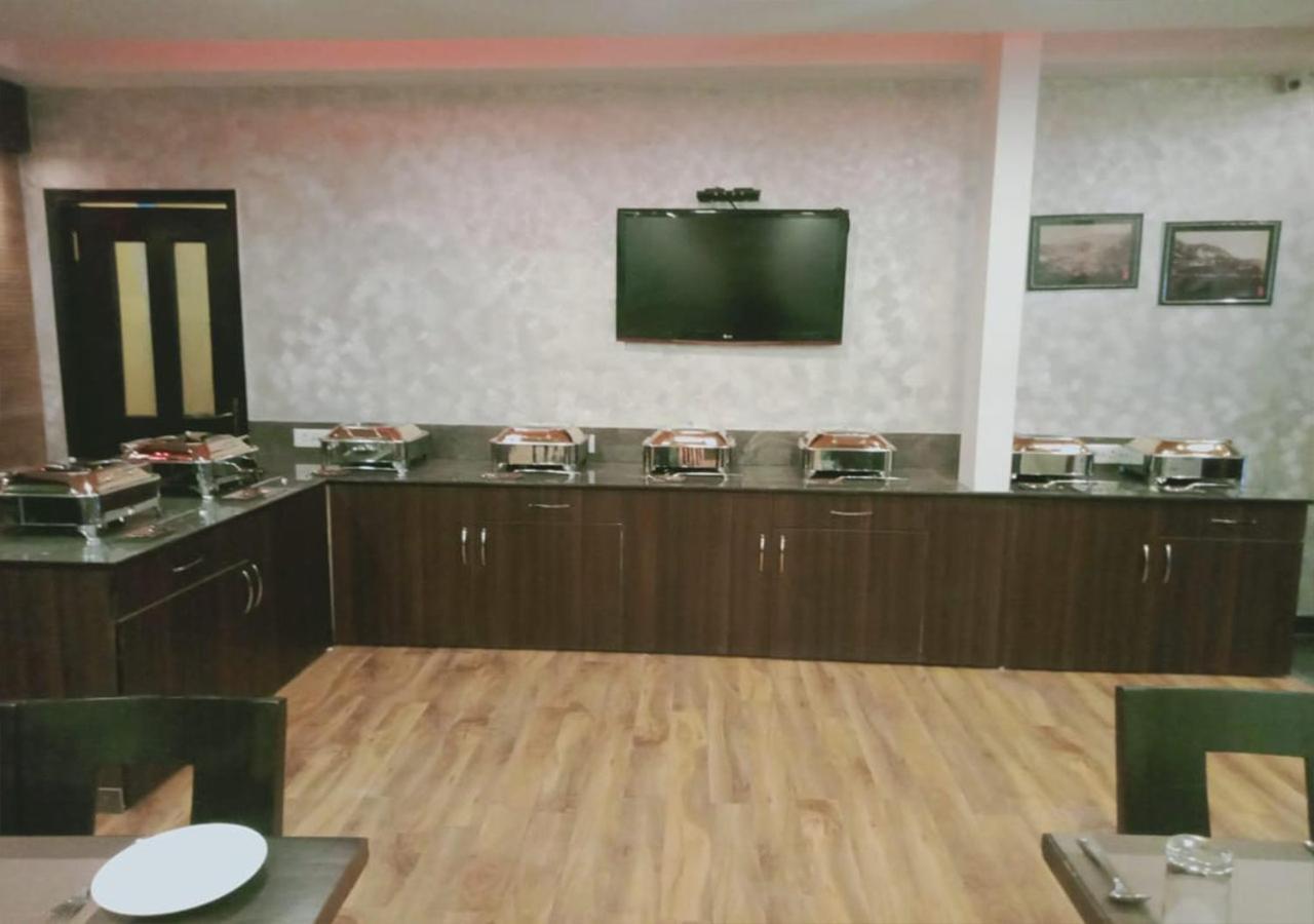 فندق Sanobar The Midtown موسوري المظهر الخارجي الصورة