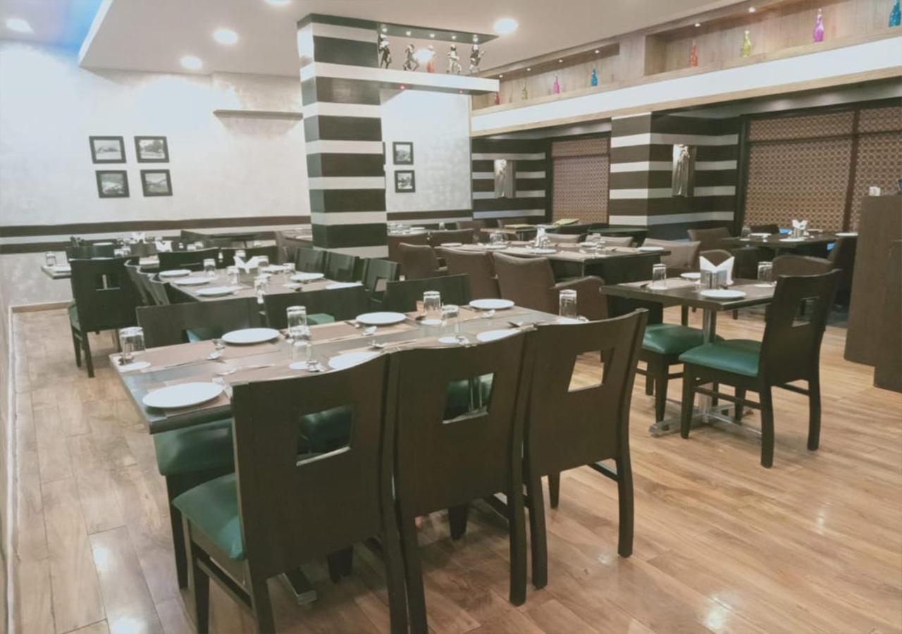 فندق Sanobar The Midtown موسوري المظهر الخارجي الصورة